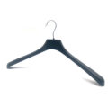 black plastic hanger (2)